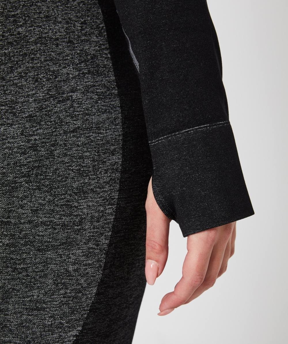 True Seamless Longsleeve Crop (Black) by OneMoreRep - Image 6